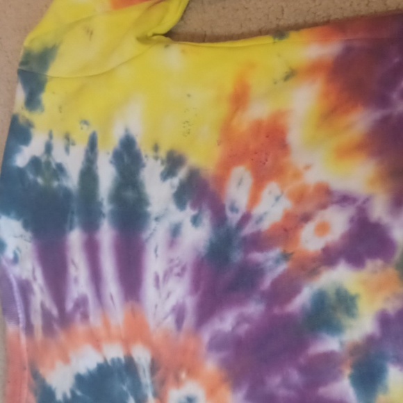 90 Degree By Reflex Handmade Tie-Dye Sweatshirt - Picture 12 of 13